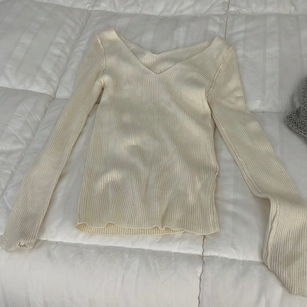 Mango women’s knit top size XS